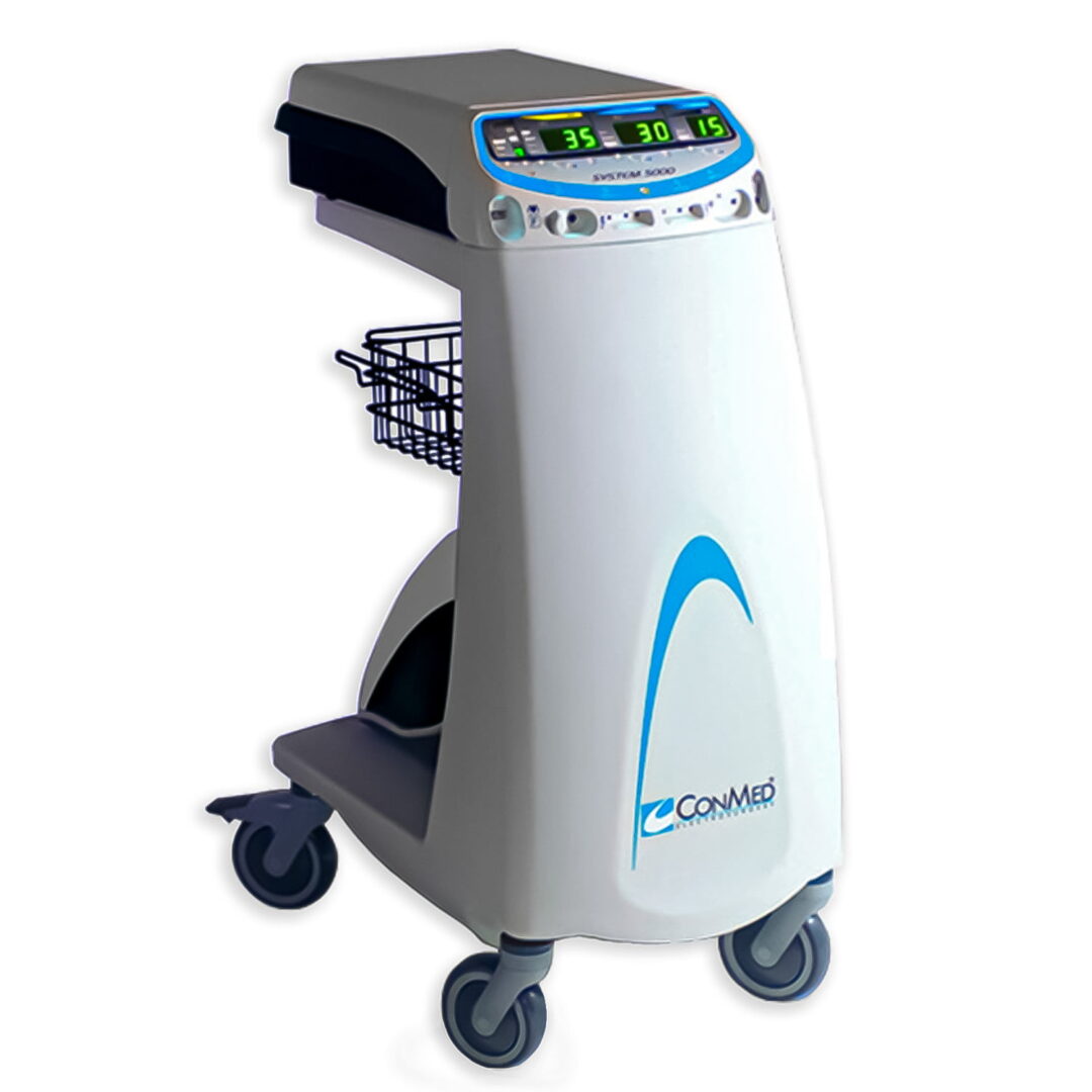 Unidad Avanzada de Electrocirugía Conmed 5000™ para Procedimientos de Precisión